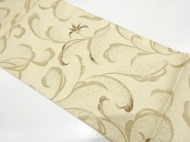 未使用品　紅花染　花唐草模様織り出し　袋帯